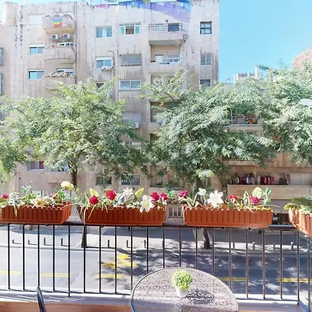 King George In The Center Of Jerusalem Exterior photo